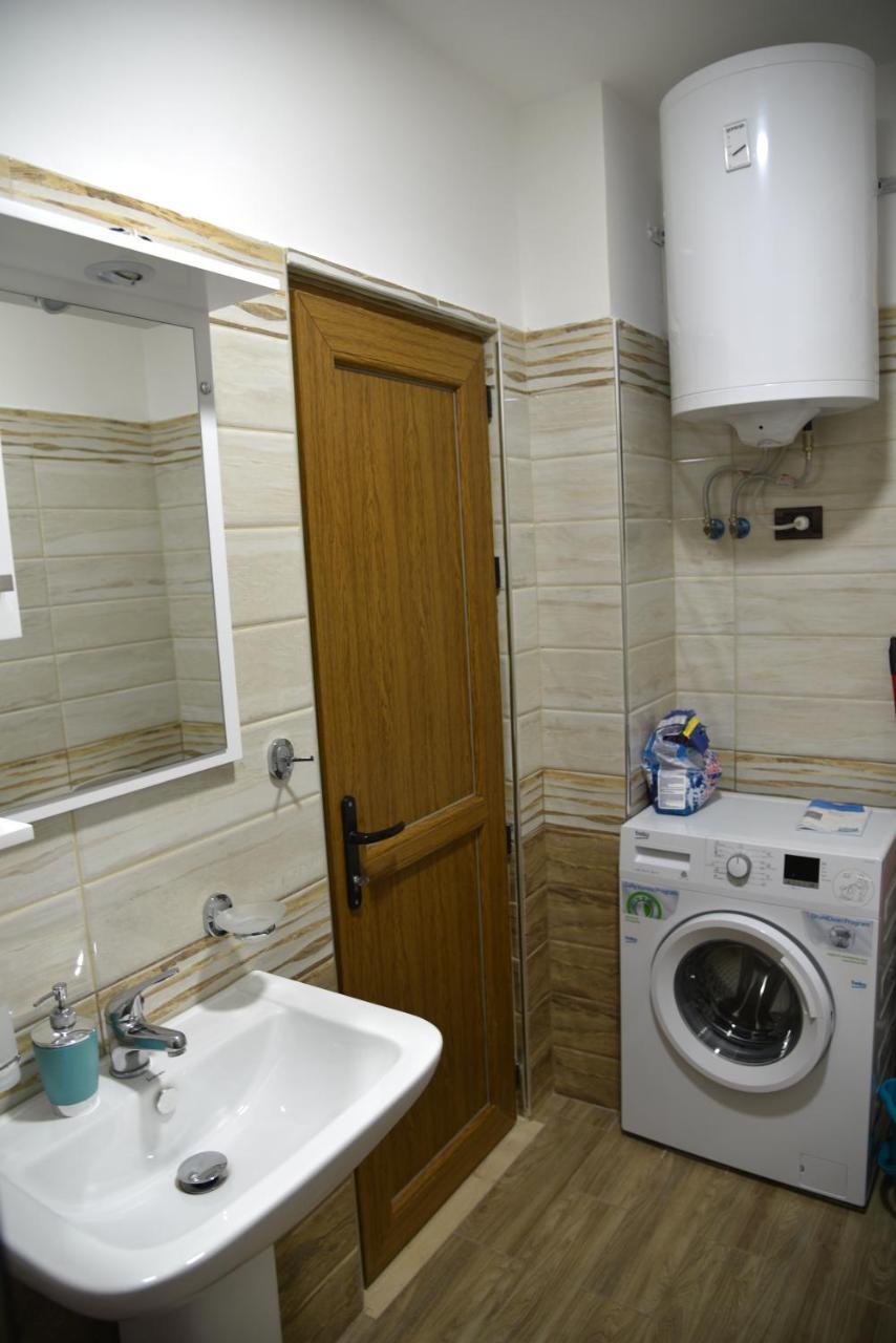 Alindro City Center Apartment 2 티라나 외부 사진